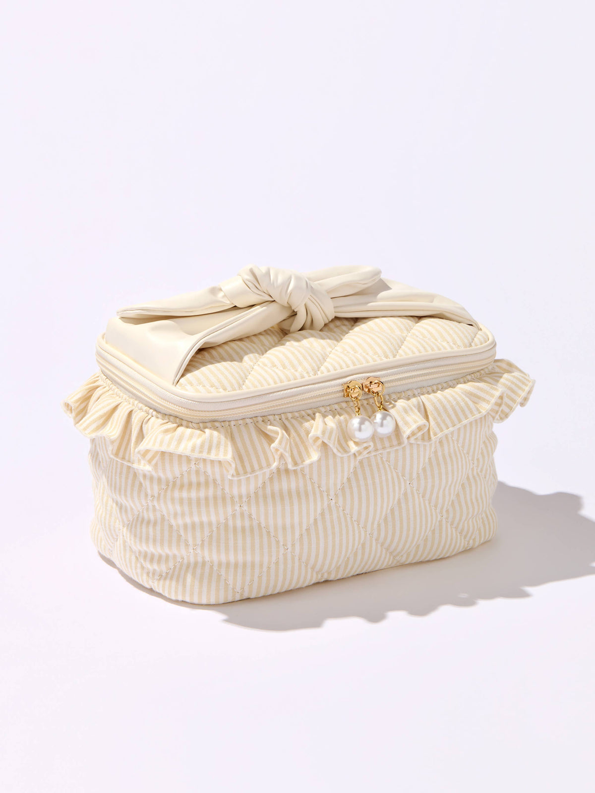 RUFFLE COSMETIC CASE,BEIGE