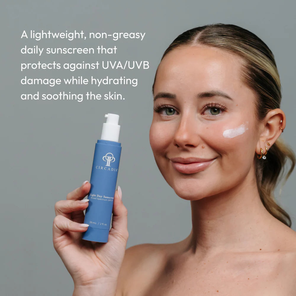 Light Day Sunscreen Broad Spectrum SPF37